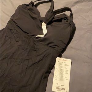Lululemon wrap it up tank size 6